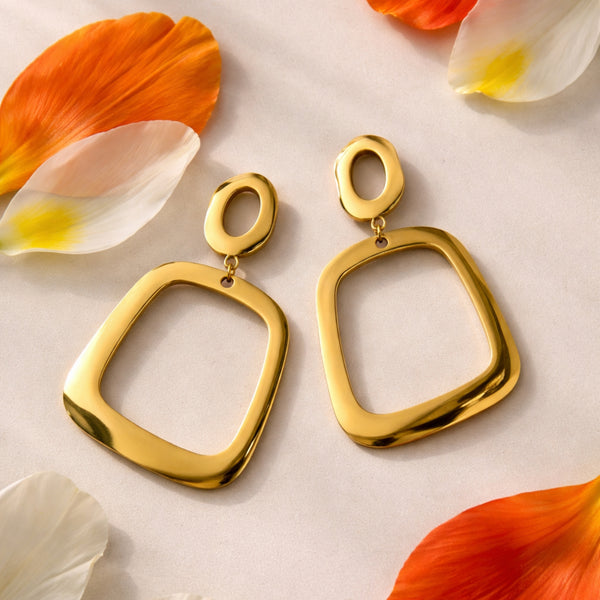 Sculpted Glow Statement Drops
